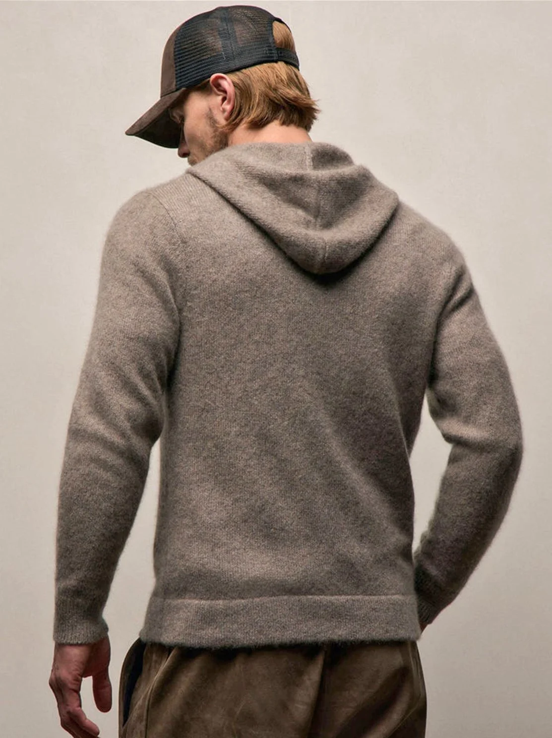 Lightweight Textured Cashmere Zip Up Hoodie in Beige Melange $695