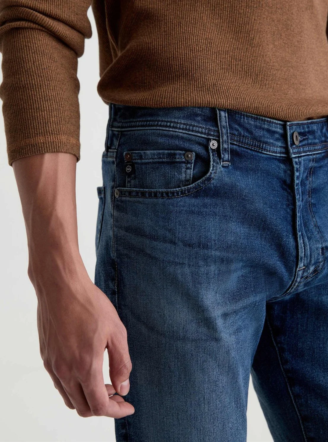 Tellis Jean in Comfort Stretch Denim in the Turntable Wash $235