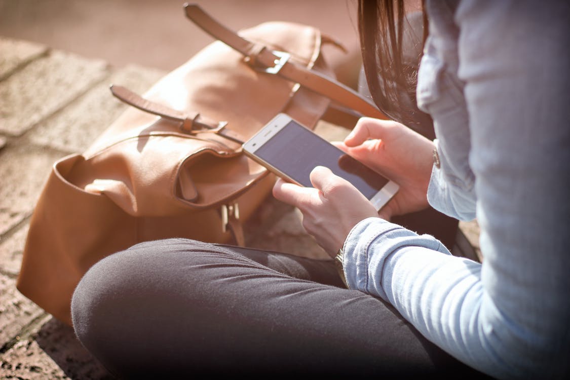 booking online mobile.jpeg