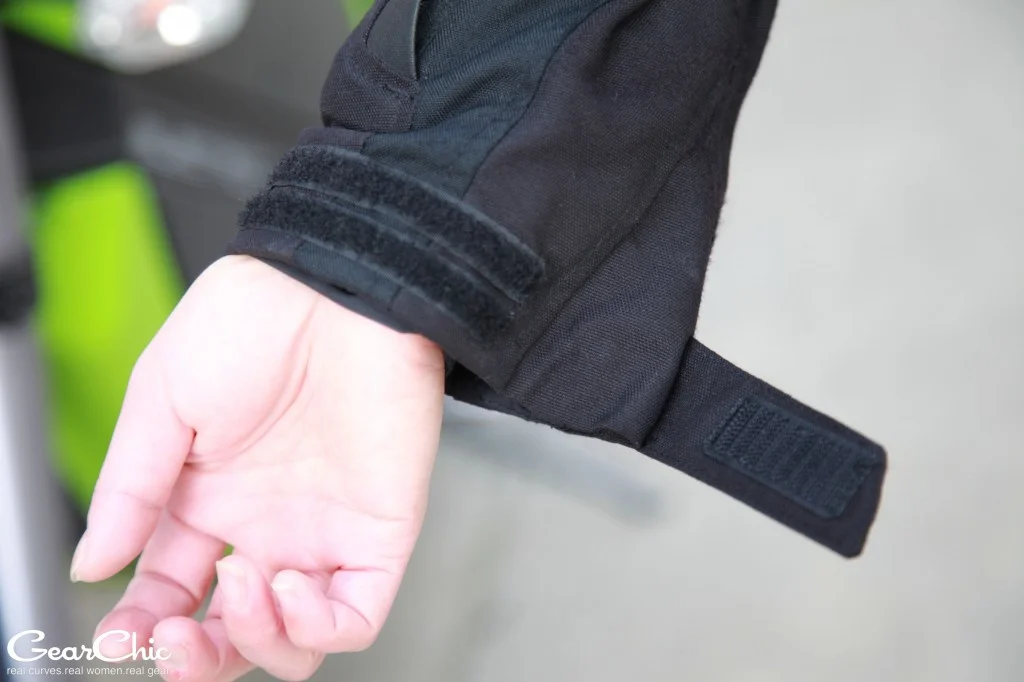 REVIT Legacy GTX jacket - velcro wrist adjusters