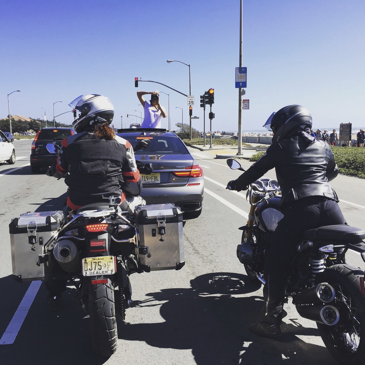 I was lucky enough to be in the front of the pack, right behind Alisa and Sarah. What a great ride down the Great Highway!