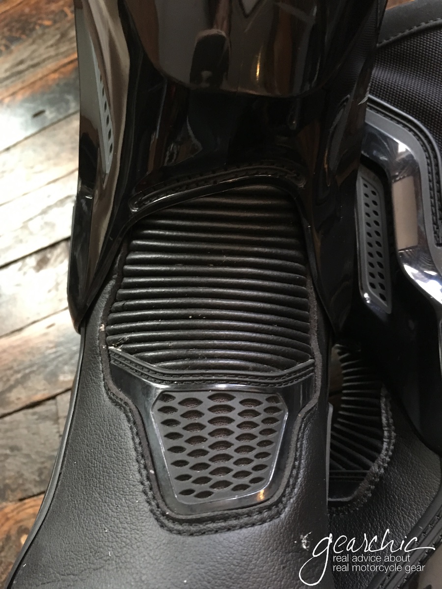 dainese_torqued1_womens_ankle_stretch.jpg
