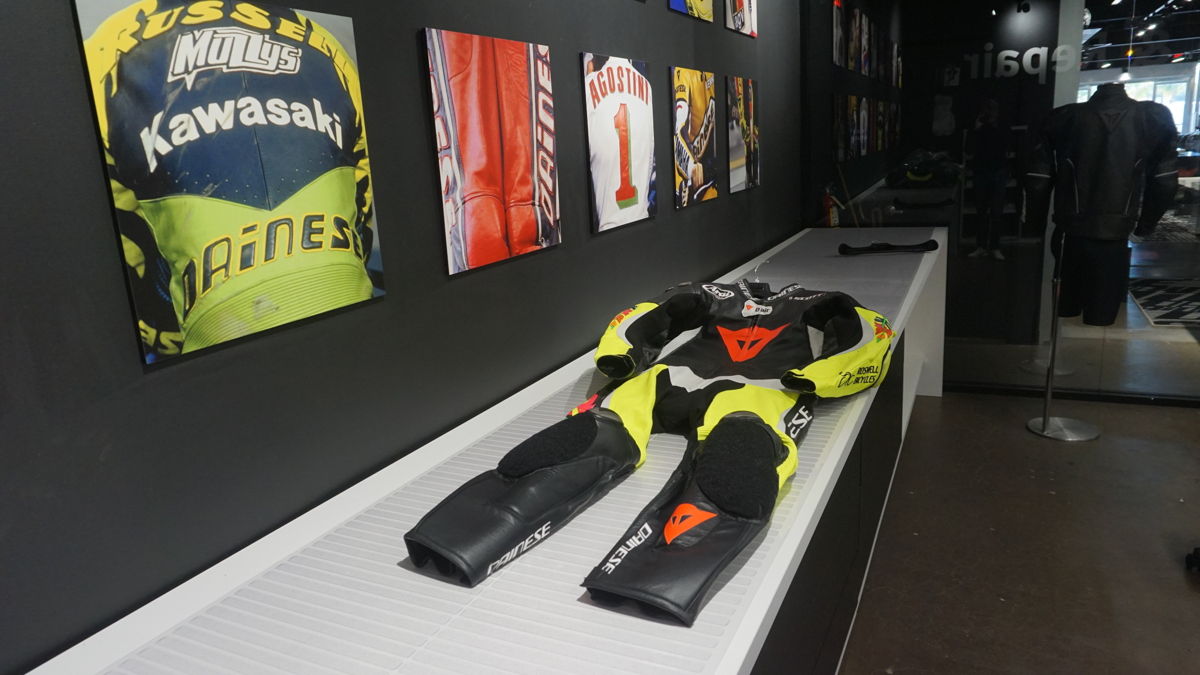 dainese_custom4.jpeg
