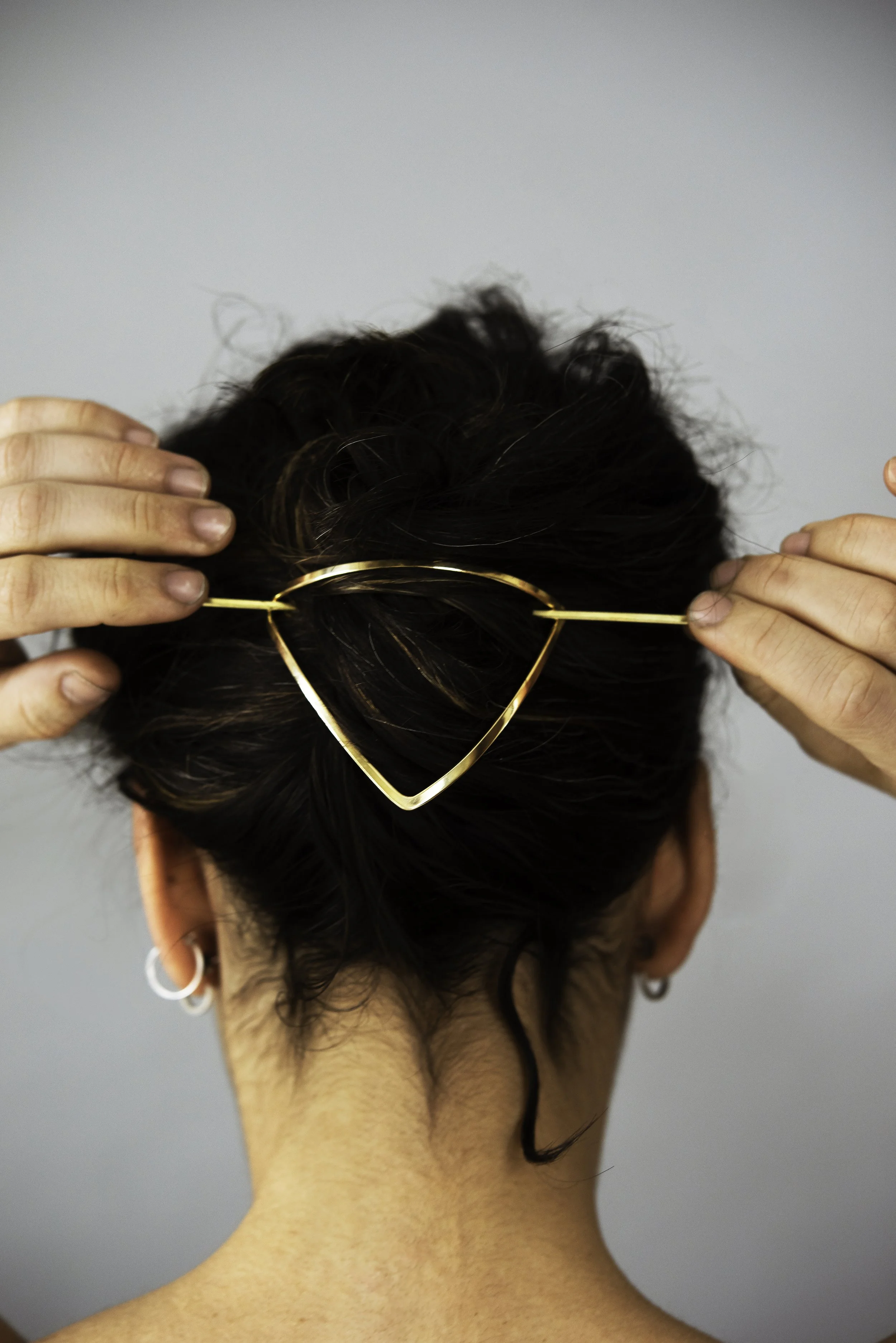 2022_02_ReaDesigns_Hairpins_Triangle_004.jpg