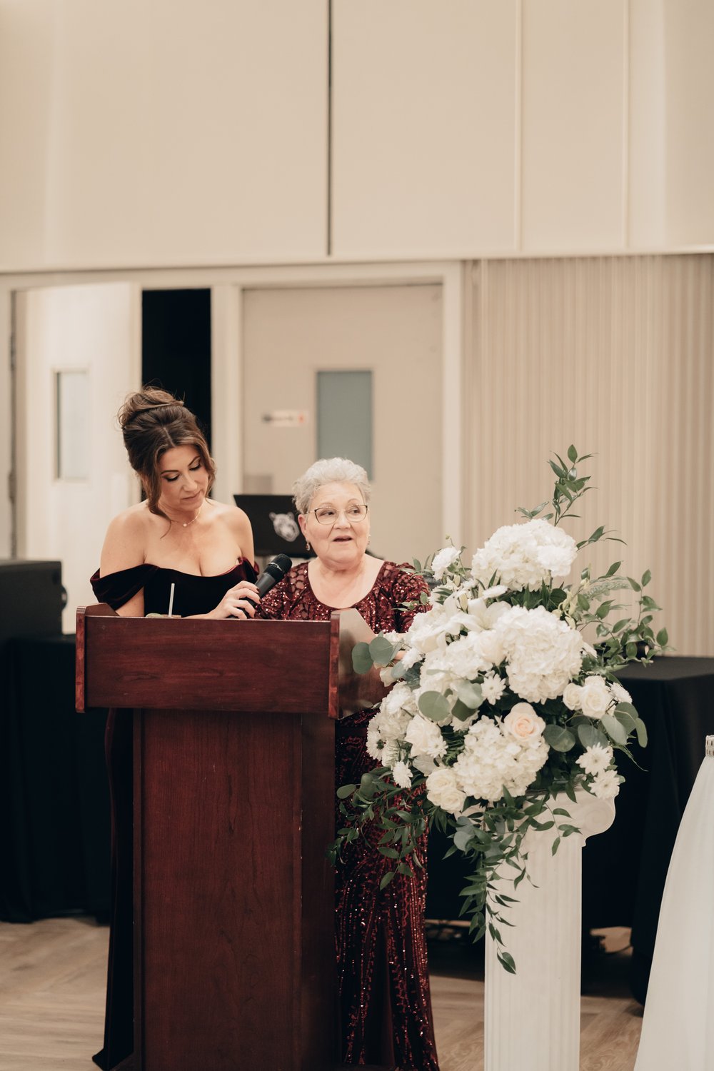 Oakville Legacy Banquet Hall Wedding Photography (85).jpg