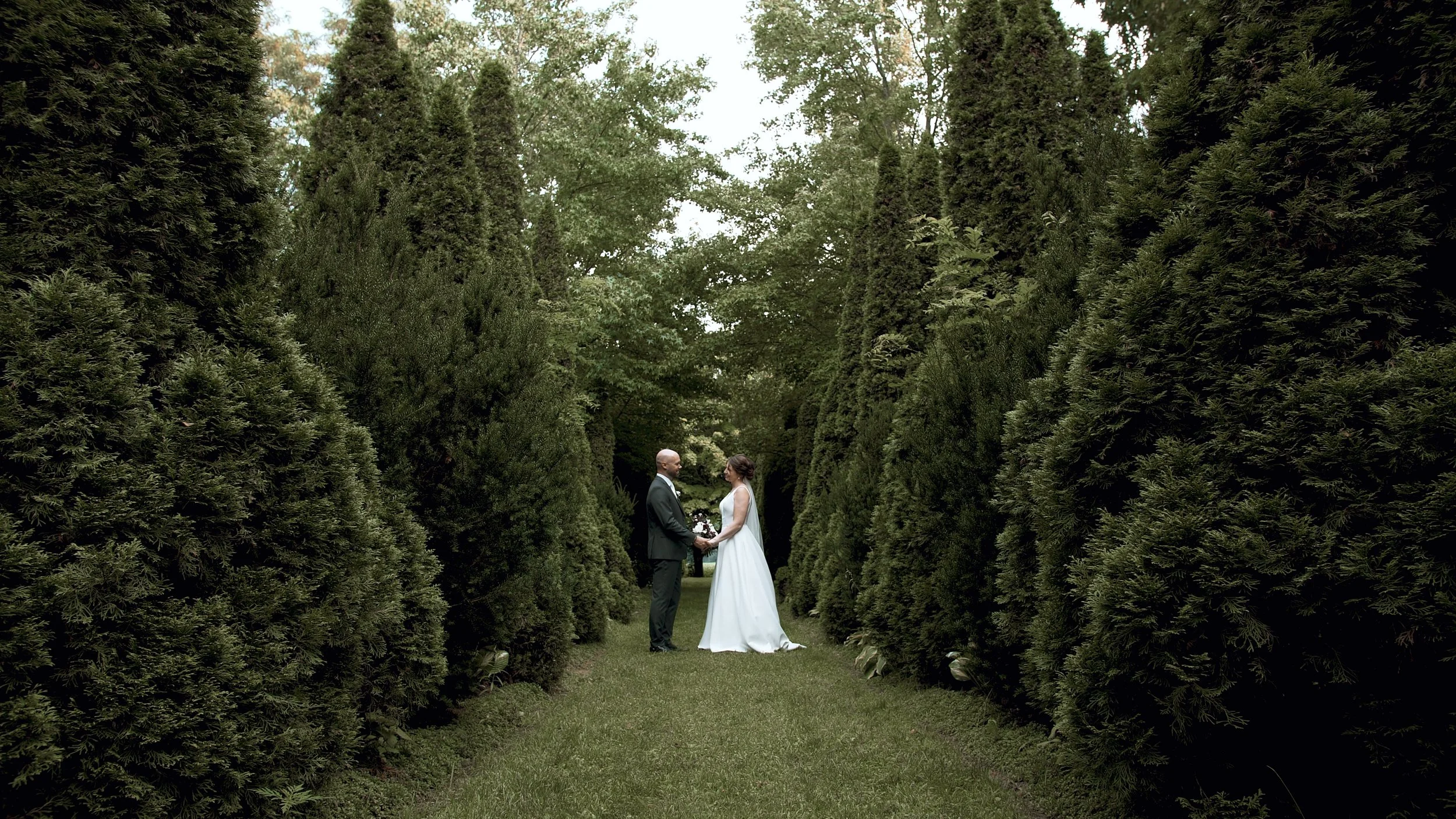 Words of Love: Delhi Wedding at the Cranberry Creek Gardens, Ontario
