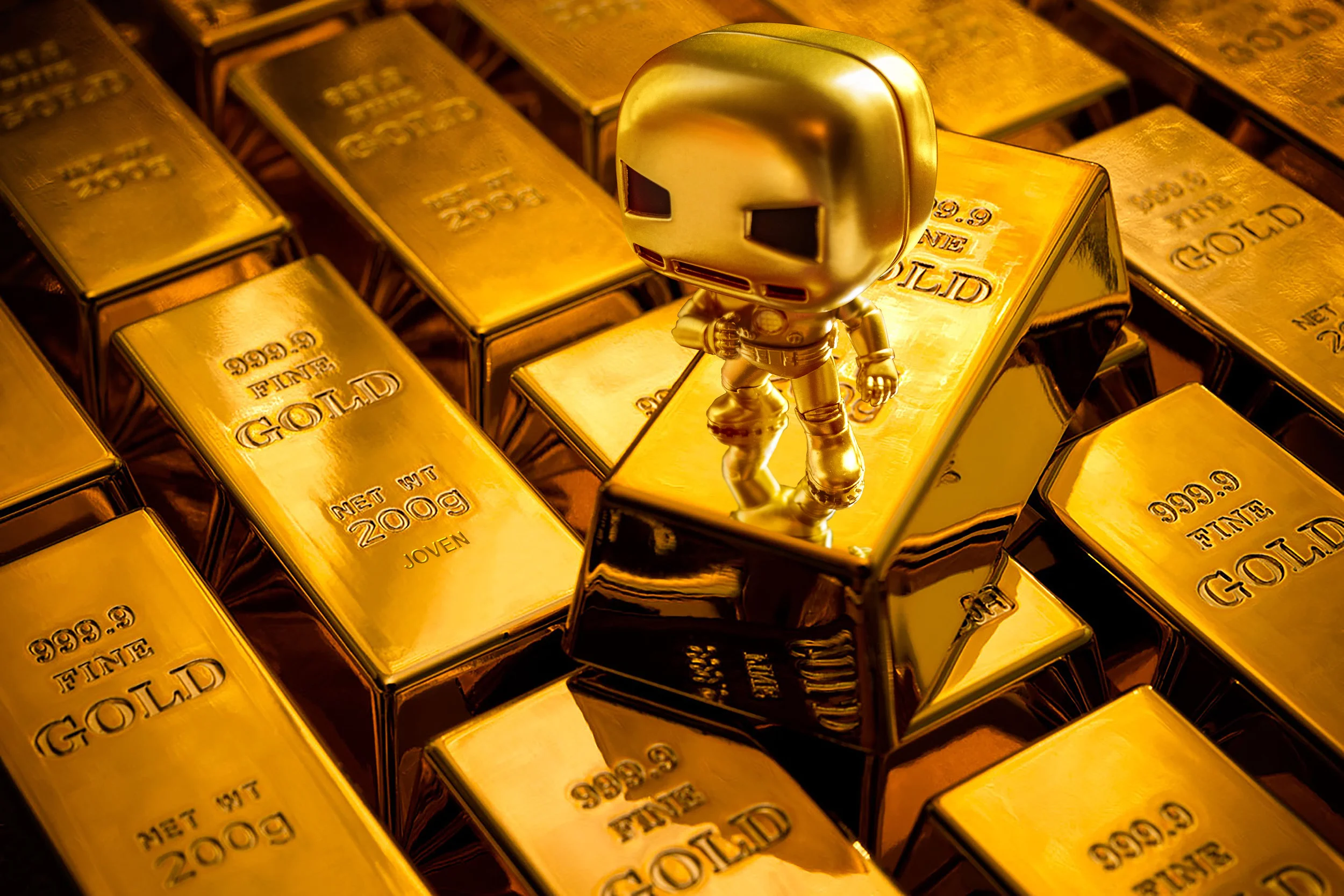 Gold Iron Man.jpg