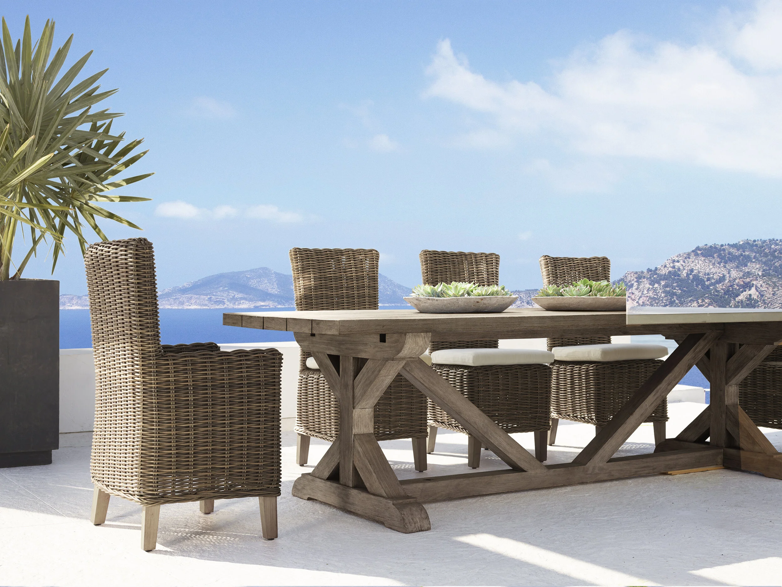 S450_R17_Majorca_Grey_Dining_OD19OD1 copy.jpg
