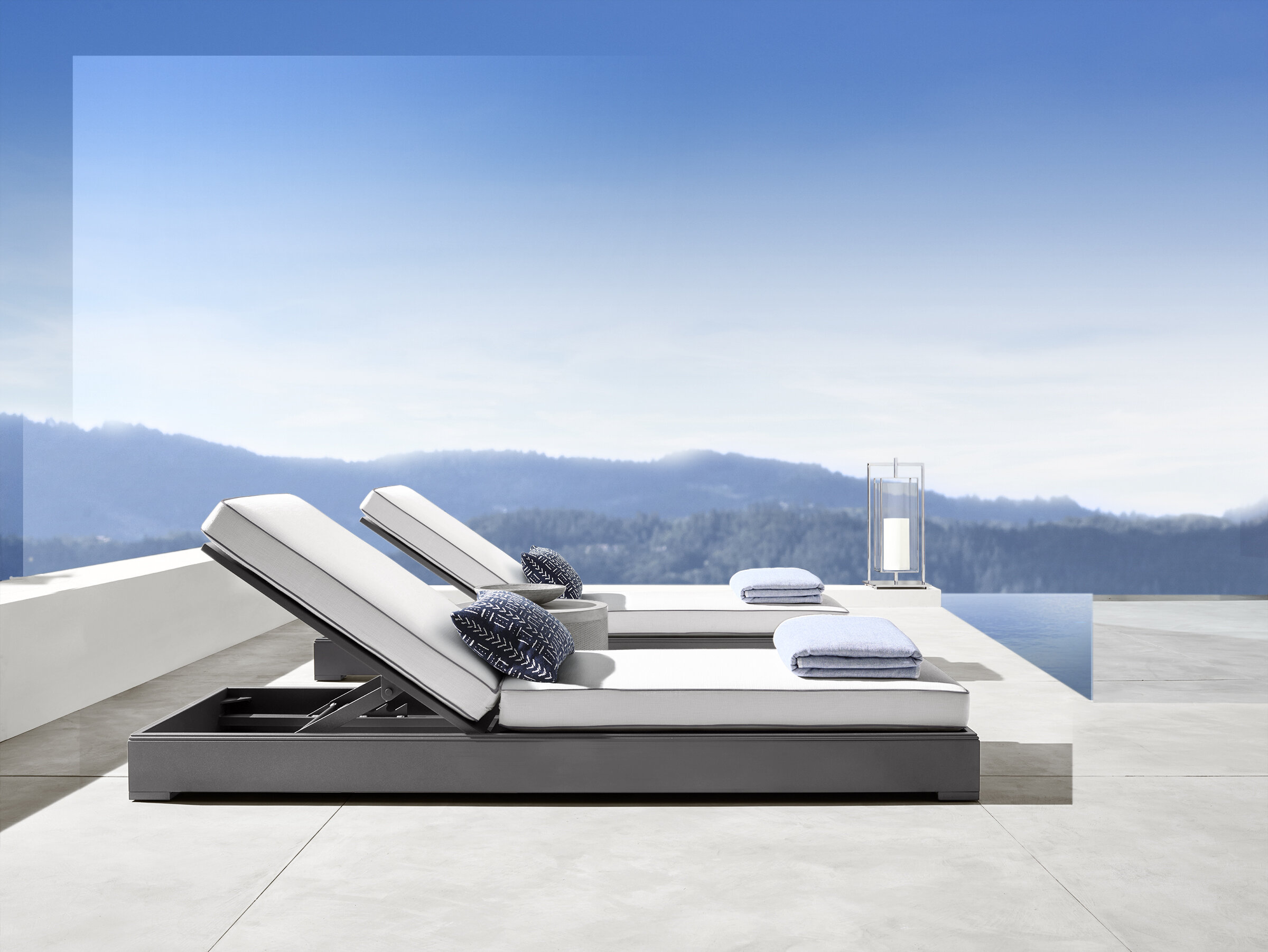 SS157_M281_Costa_Metal_Chaise_OD19OD1 copy.jpg