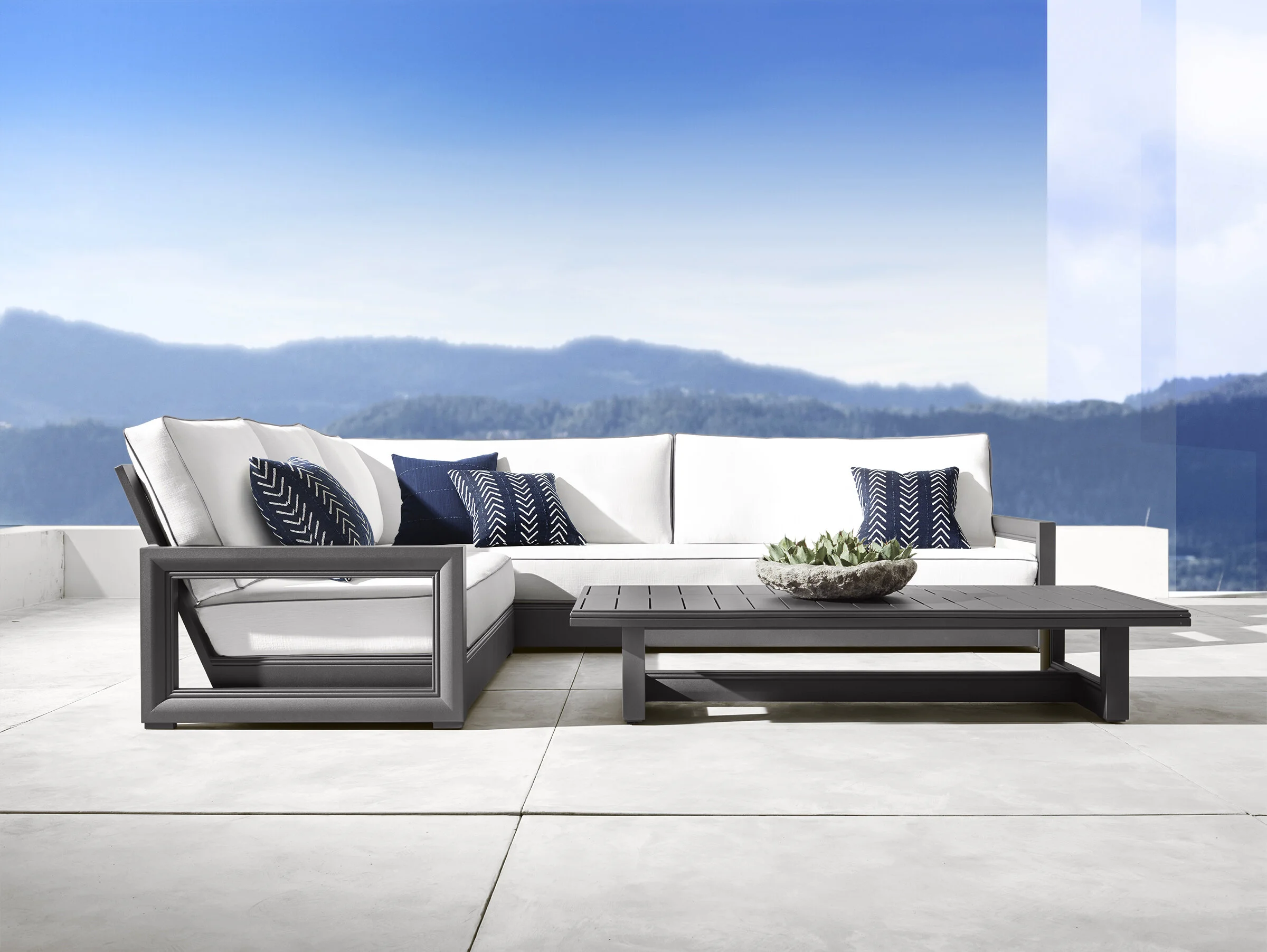 SS157_M291_Costa_Metal_Sectional_OD19OD1 copy.jpg