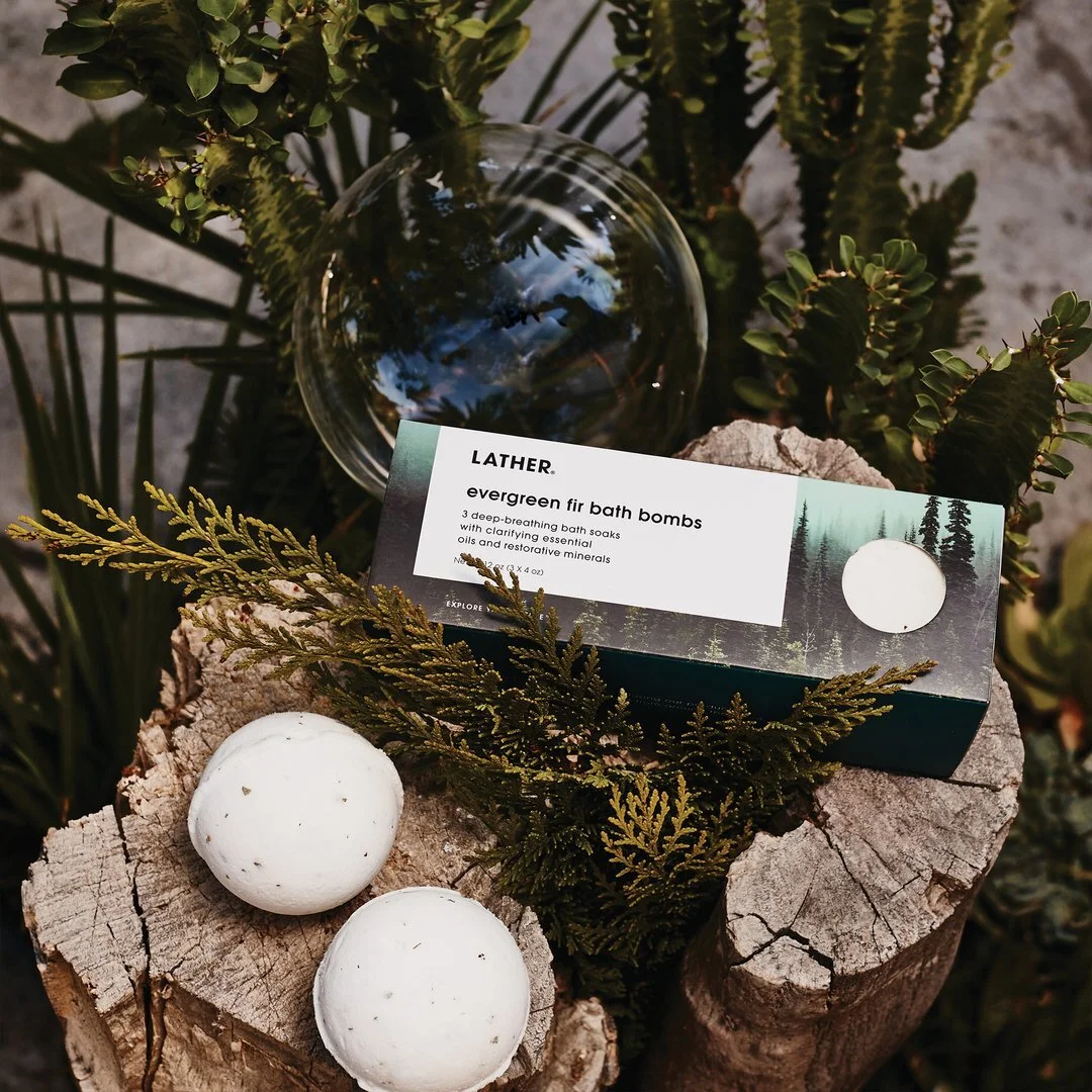 evergreen-fir-bath-bombs-pdp-holiday2020_1080x.jpg