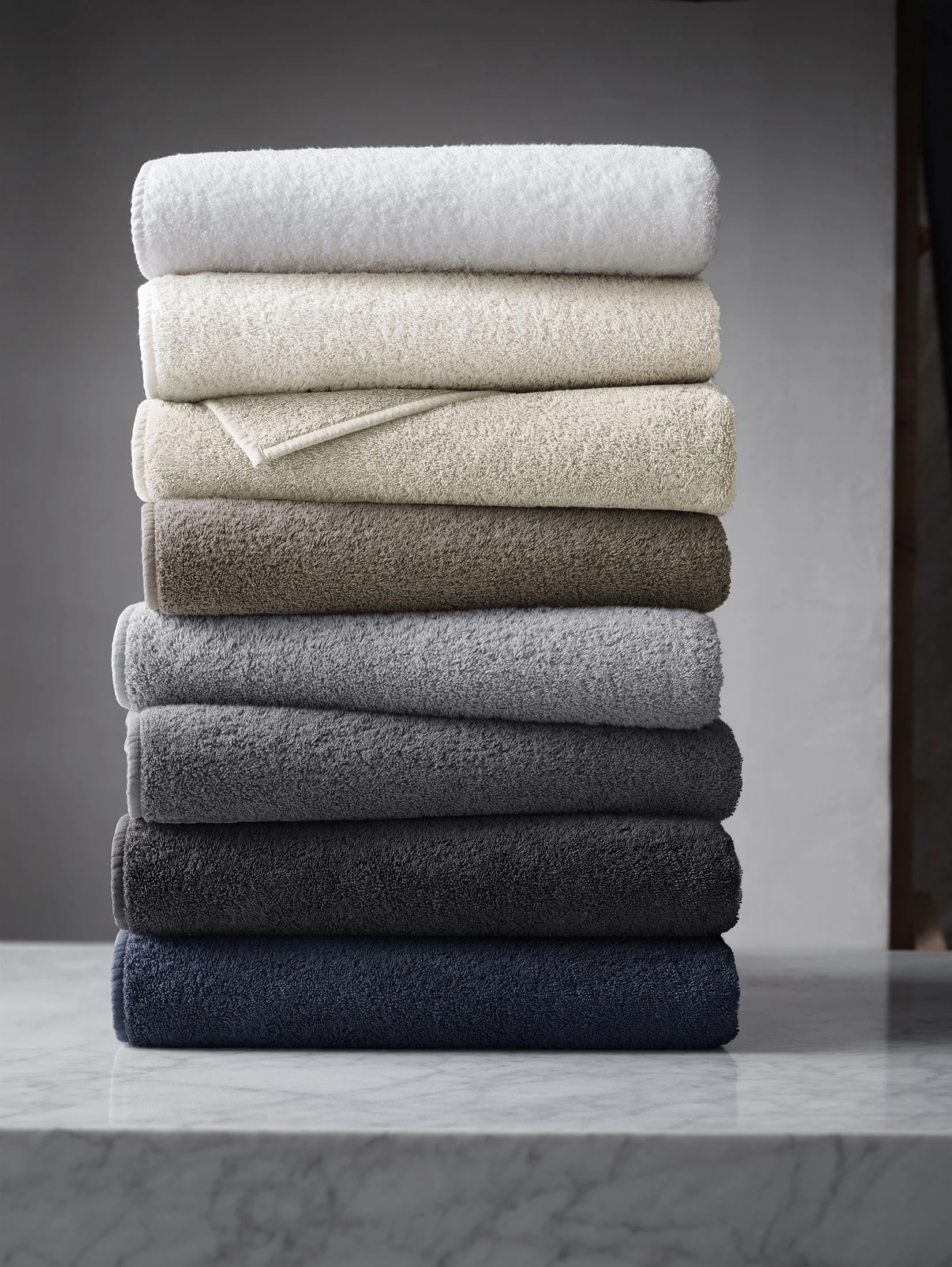 towels stack after.jpg