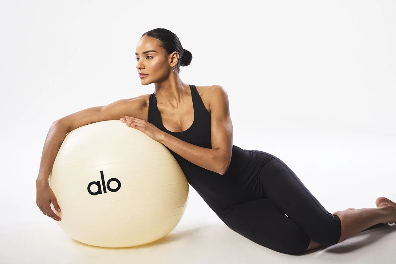 ALO_032323_SP23_CoreEssentials-2856 copy.jpg