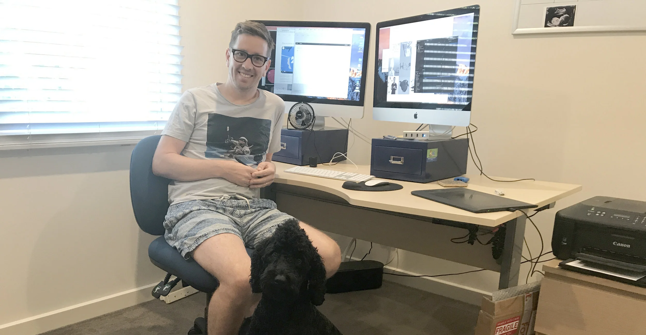Jus' me an my dawg. Note ultrasound on whiteboard.