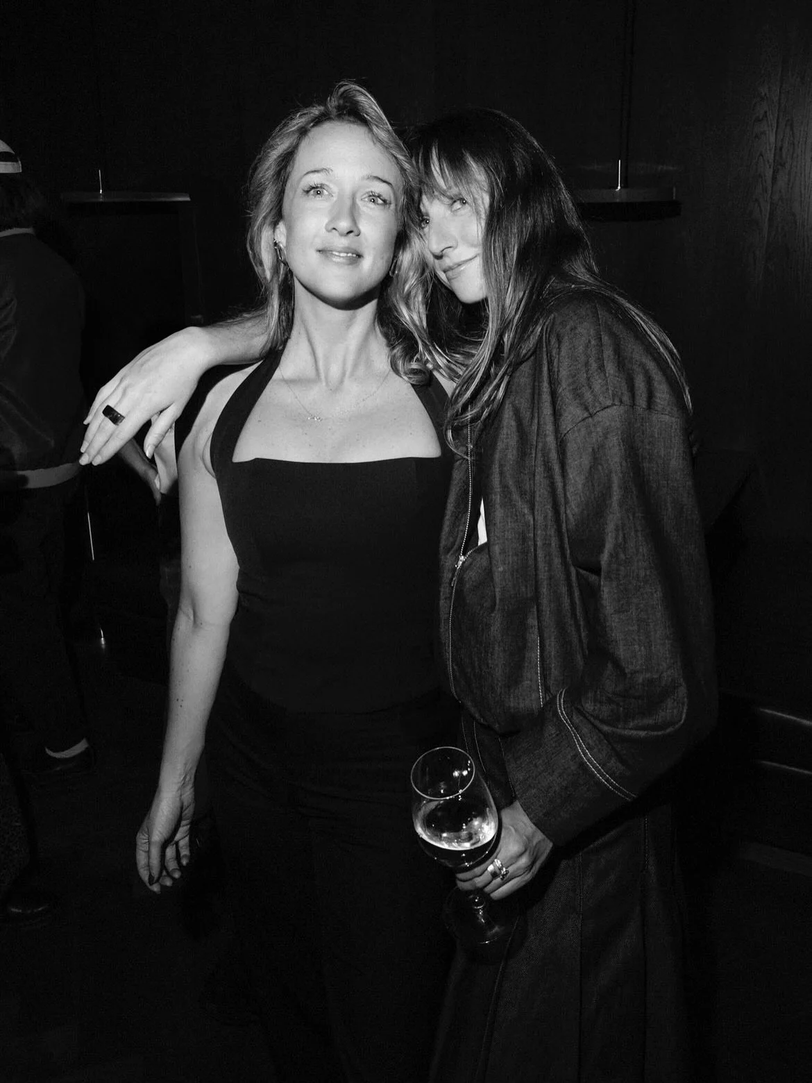 🖤🖤🖤🗞️🗞️🗞️💥💥💥 The @broadsheet.london launch party kicked off this week feat. the very first print edition! HUGE!! How fab does it look!! Big congrats to the star team @nick_shelt @sonya_barber @chemariet @richeymack @sianbriallen @minaimsi @b