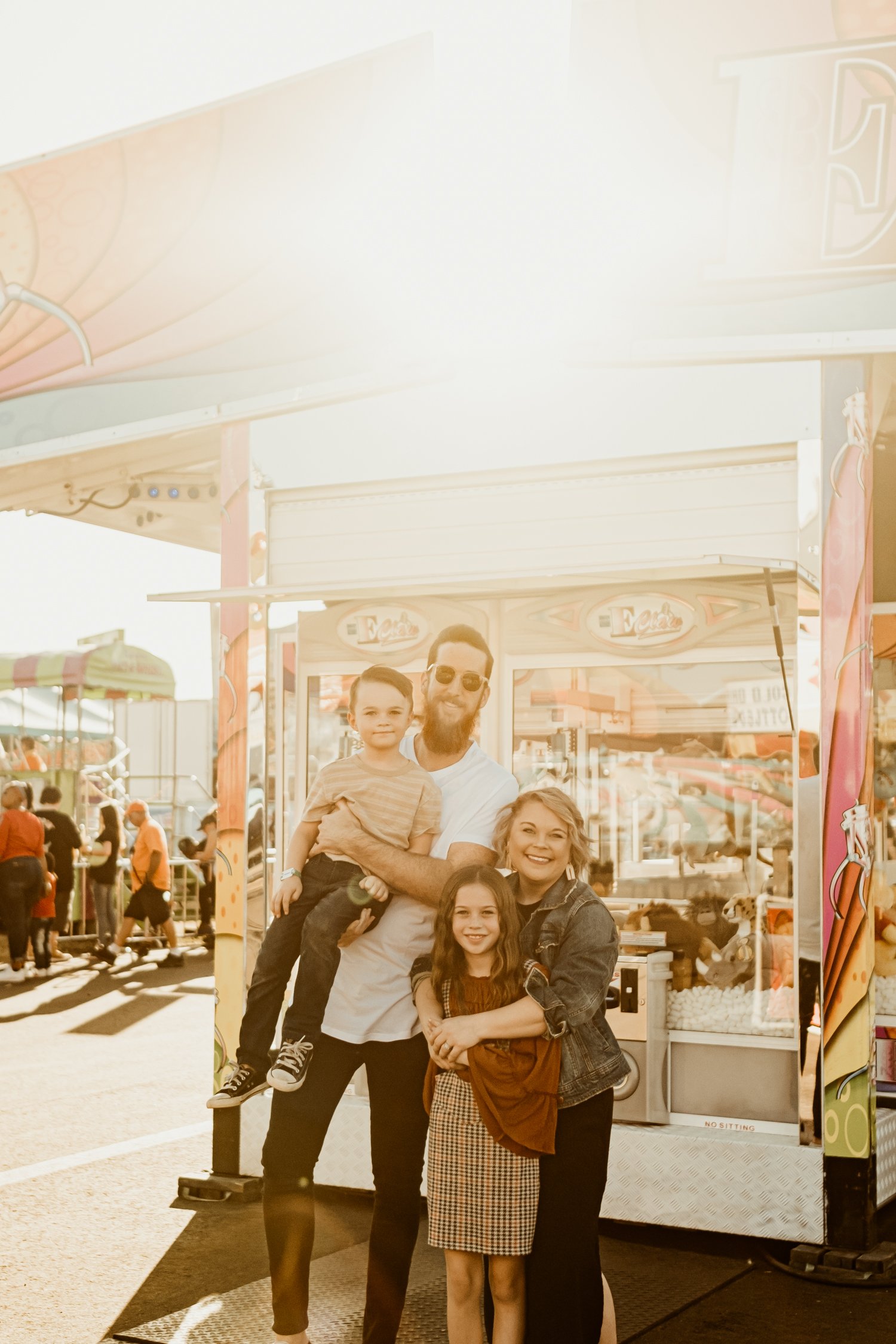Florida State Fair Family Session Tampa Family Photography Carnival Aesthetic St Pete Largo Pinellas County Hillsborough County-5.jpg
