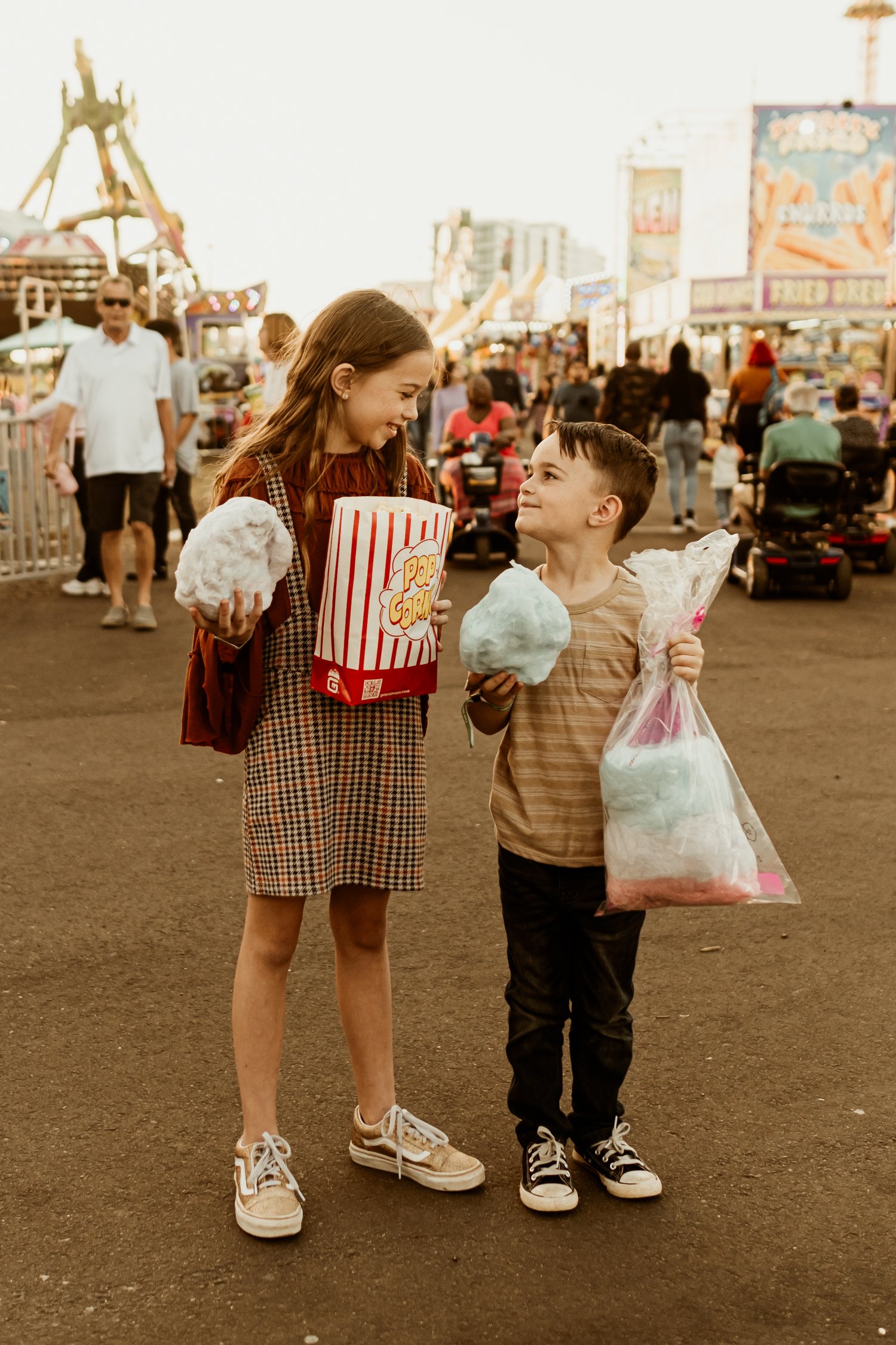 Florida State Fair Family Session Tampa Family Photography Carnival Aesthetic St Pete Largo Pinellas County Hillsborough County-30.jpg