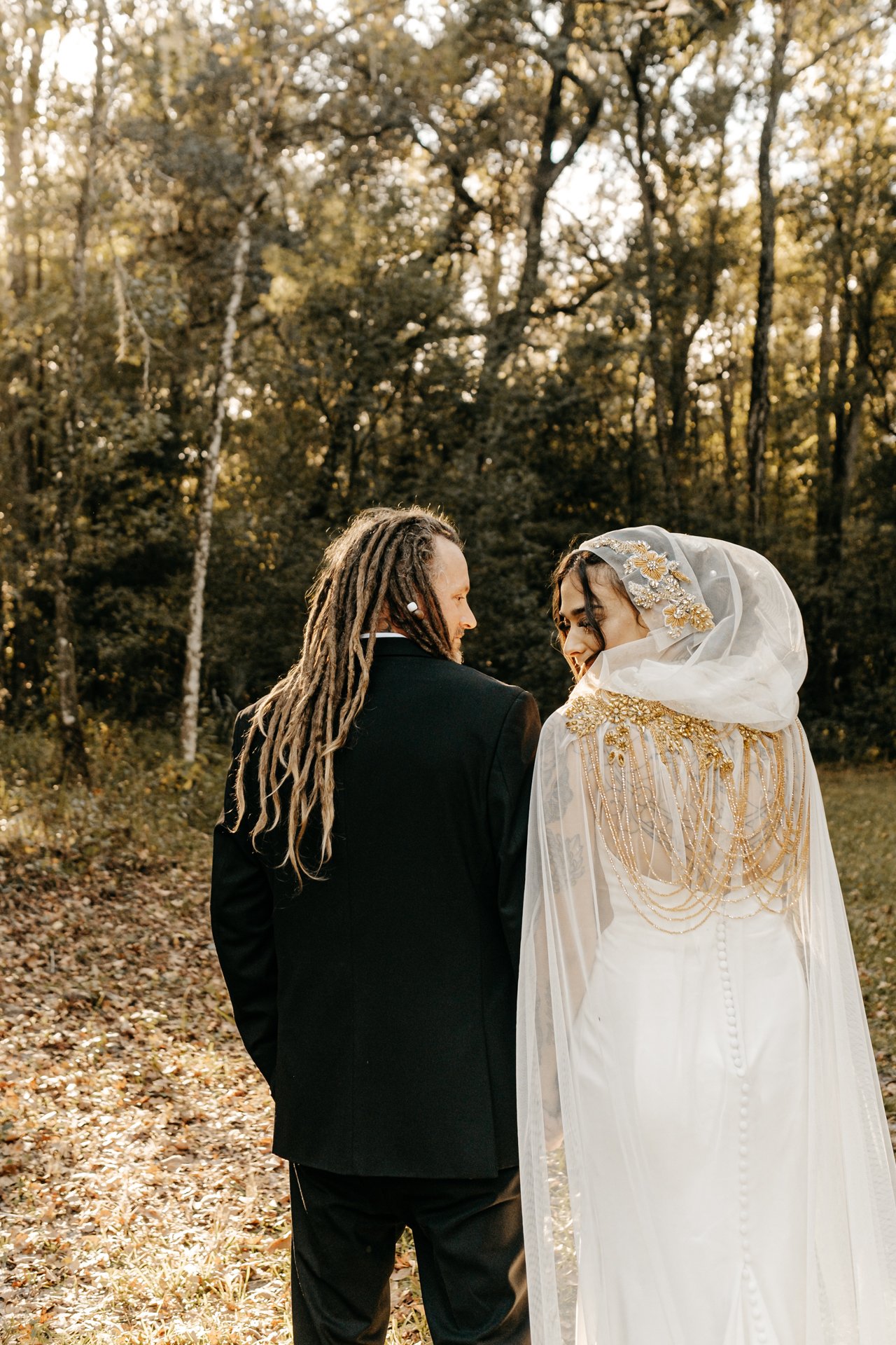 Havenwood Event Wedding in Tampa Florida Modern Wedding Inpiration Tampa Wedding Photographer Black and White Wedding Hooded Veil-72.jpg