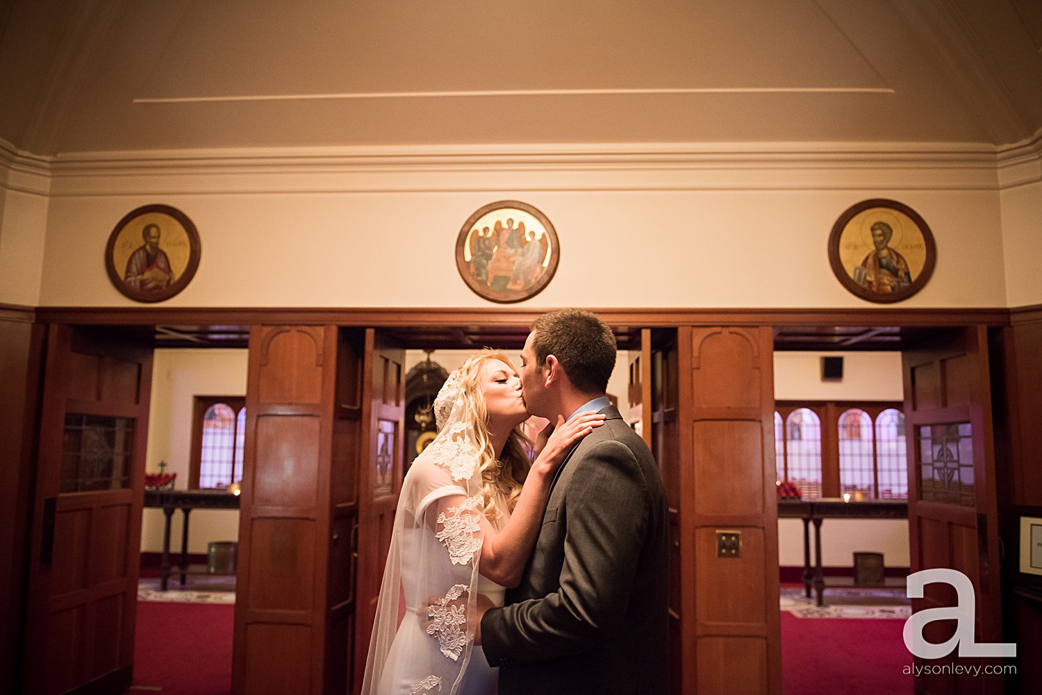 Holy-Trinity-Greek-Orthodox-Church-Wedding-Photography_0010.jpg