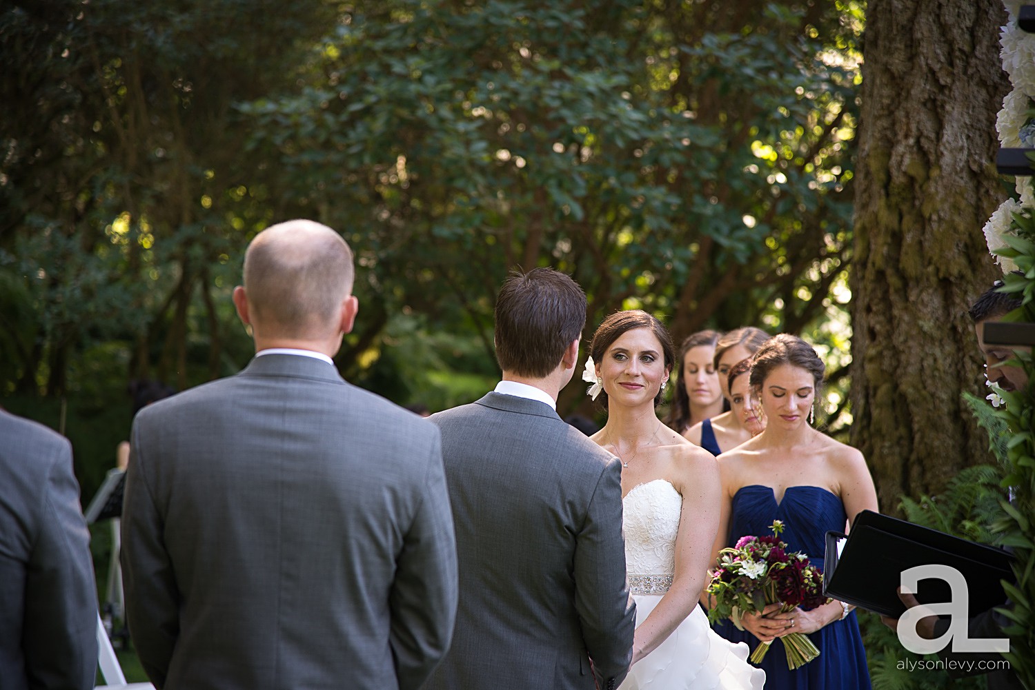 Bridal-Veil-Lakes-Wedding-Photography_0013.jpg