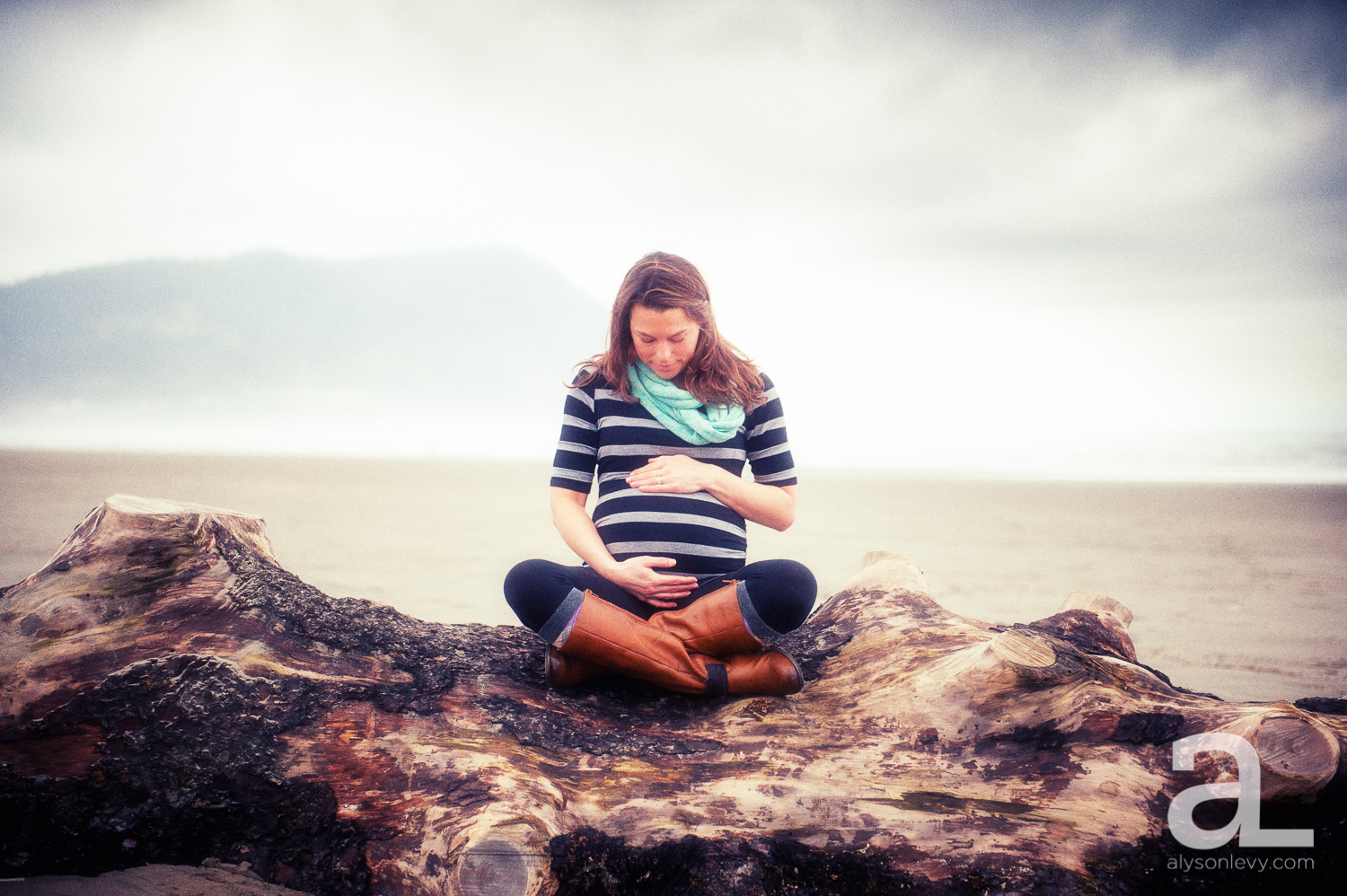 Oregon-Coast-Maternity-Photography-004.jpg