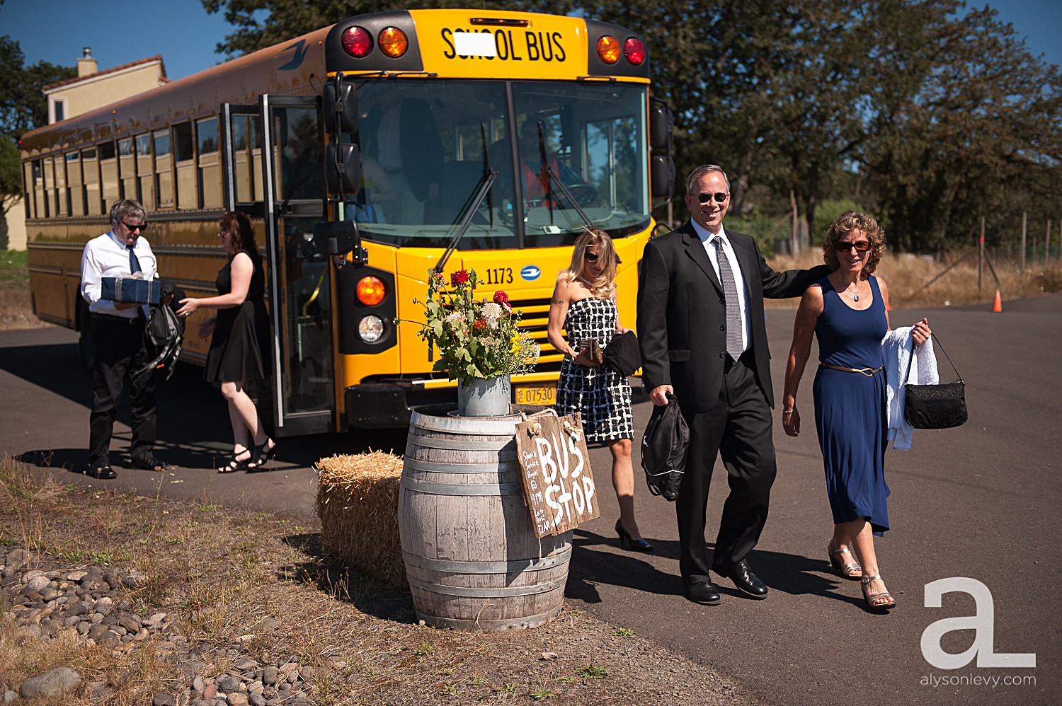 Oregon-Vineyard-Wedding-Photography_0015.jpg