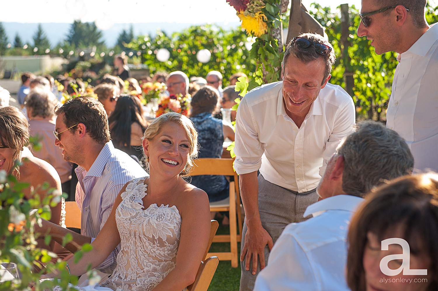 Oregon-Vineyard-Wedding-Photography_0032.jpg