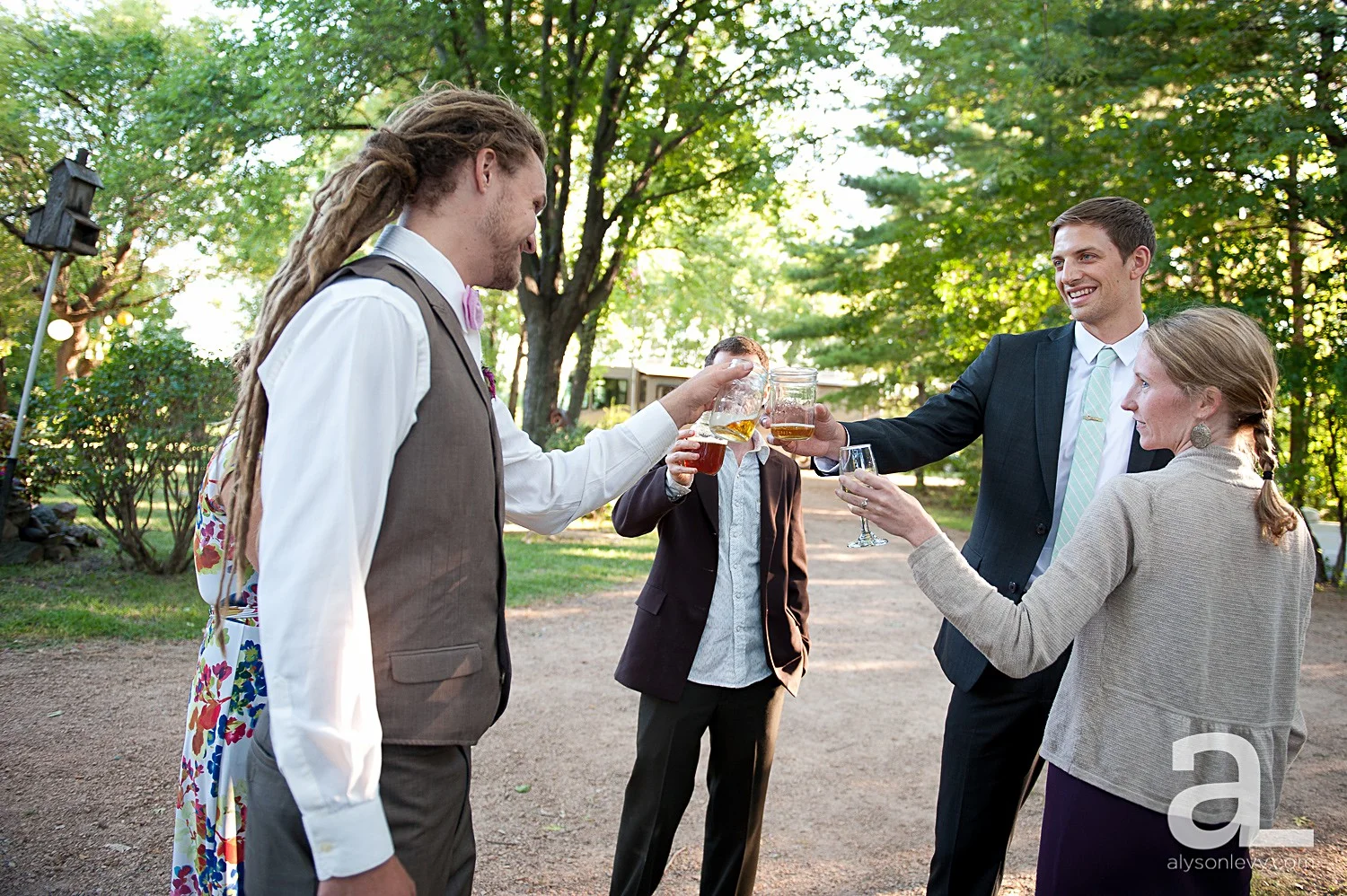Minneapolis-Farmhouse-Wedding-Photography_0038.jpg