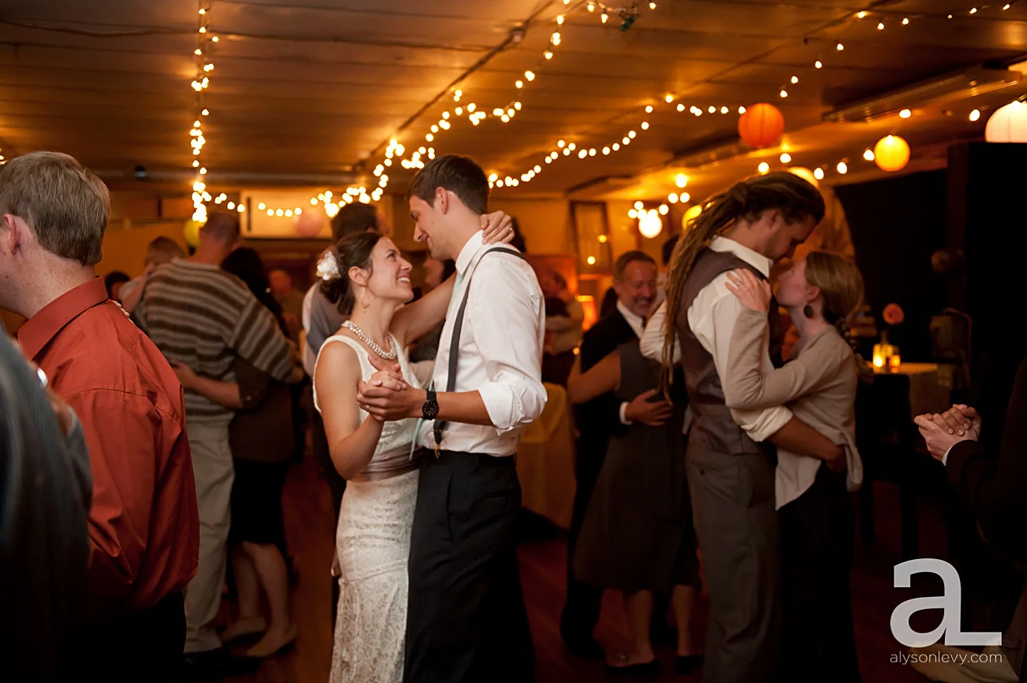 Minneapolis-Farmhouse-Wedding-Photography_0045.jpg