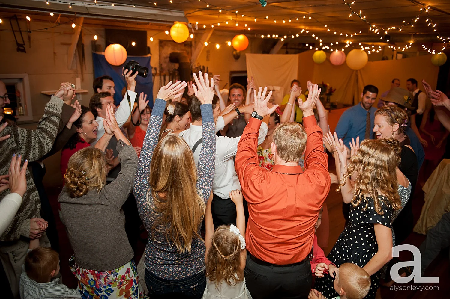 Minneapolis-Farmhouse-Wedding-Photography_0050.jpg