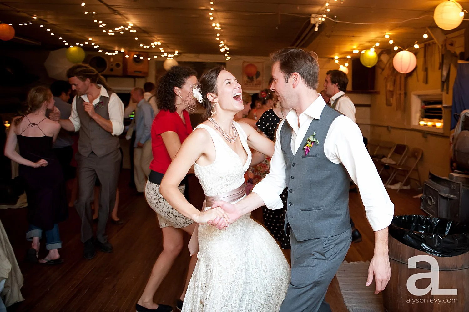 Minneapolis-Farmhouse-Wedding-Photography_0056.jpg