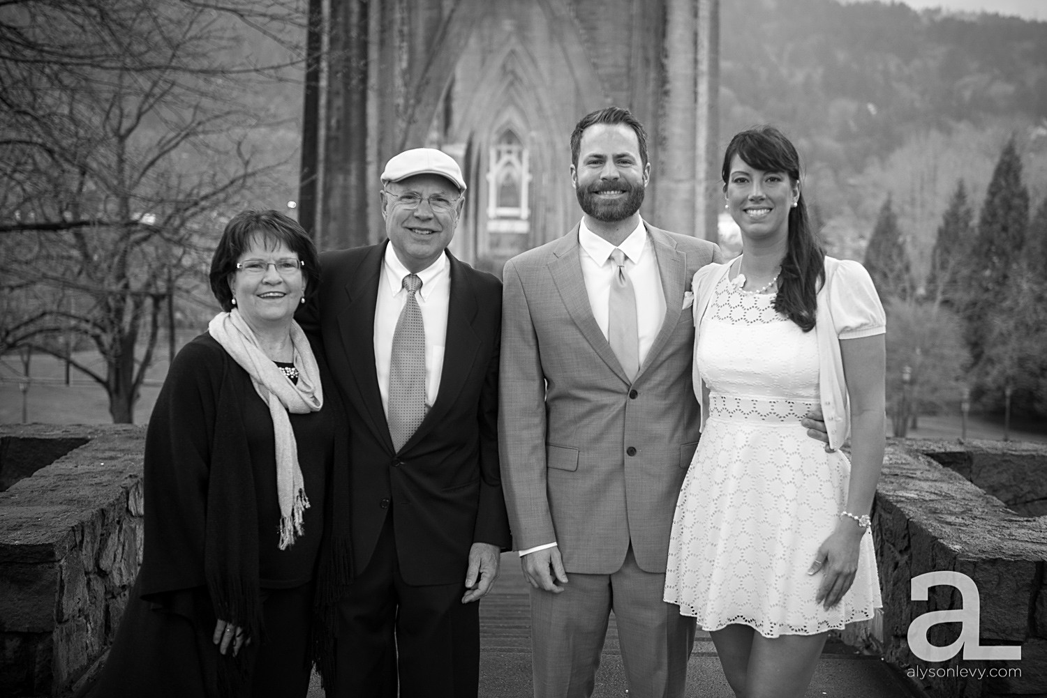 Cathedral-Park-Wedding-Photography_0006.jpg
