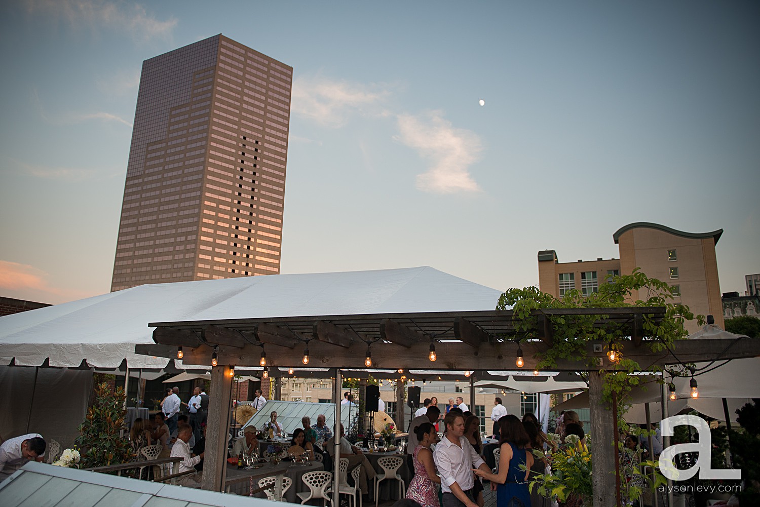 DeSoto-Rooftop-Terrace-Wedding-Photography_0052.jpg