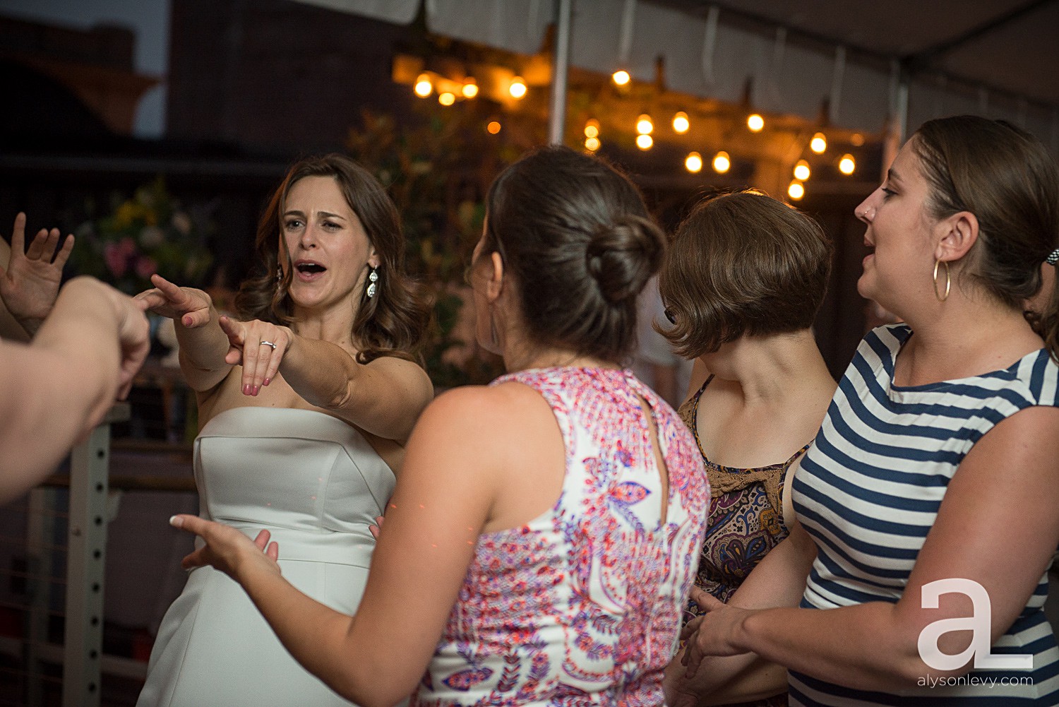 DeSoto-Rooftop-Terrace-Wedding-Photography_0059.jpg