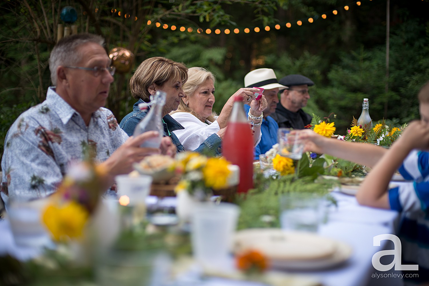 Backyard-Rehearsal-Dinner-Photography_0013.jpg