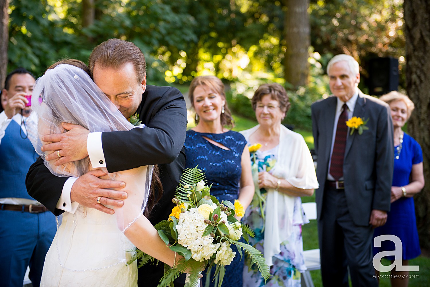 Bridal-Veil-Lakes-Wedding-Photography_0017.jpg