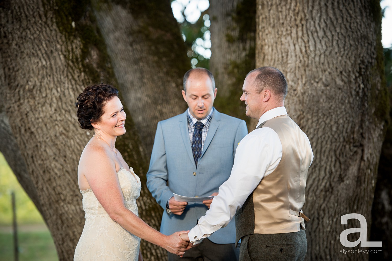 Sauvie-Island-Wedding-Photography_0032.jpg