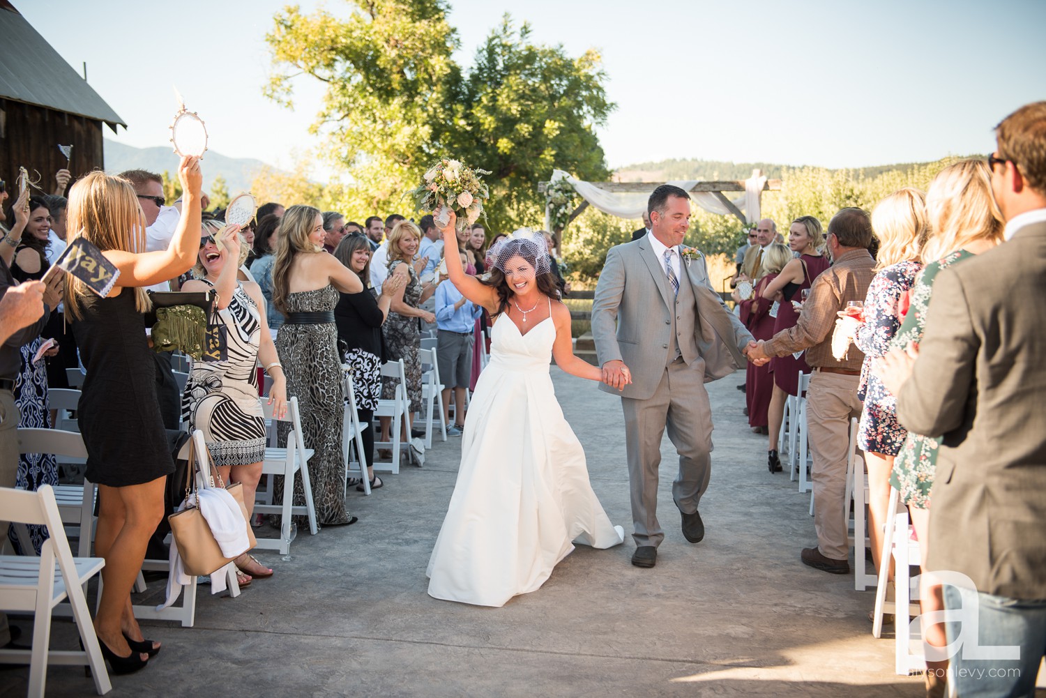 Tin-Roof-Barn-Wedding-Photography_0142.jpg
