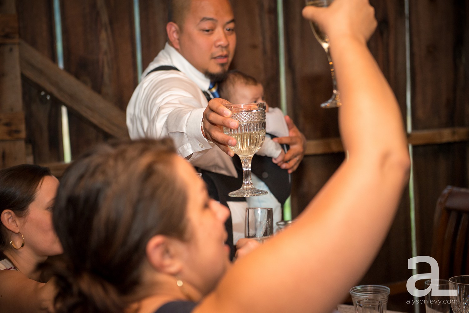 Tin-Roof-Barn-Wedding-Photography_0162.jpg
