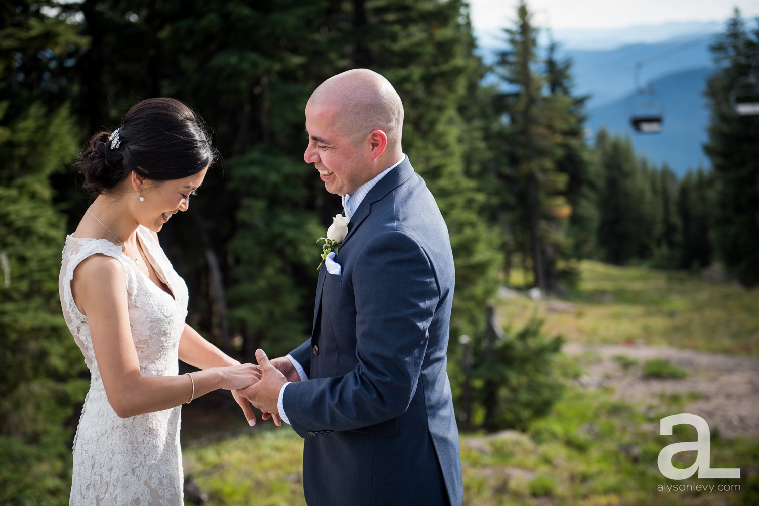 Timberline-Lodge-Wedding-Photography_0021.jpg