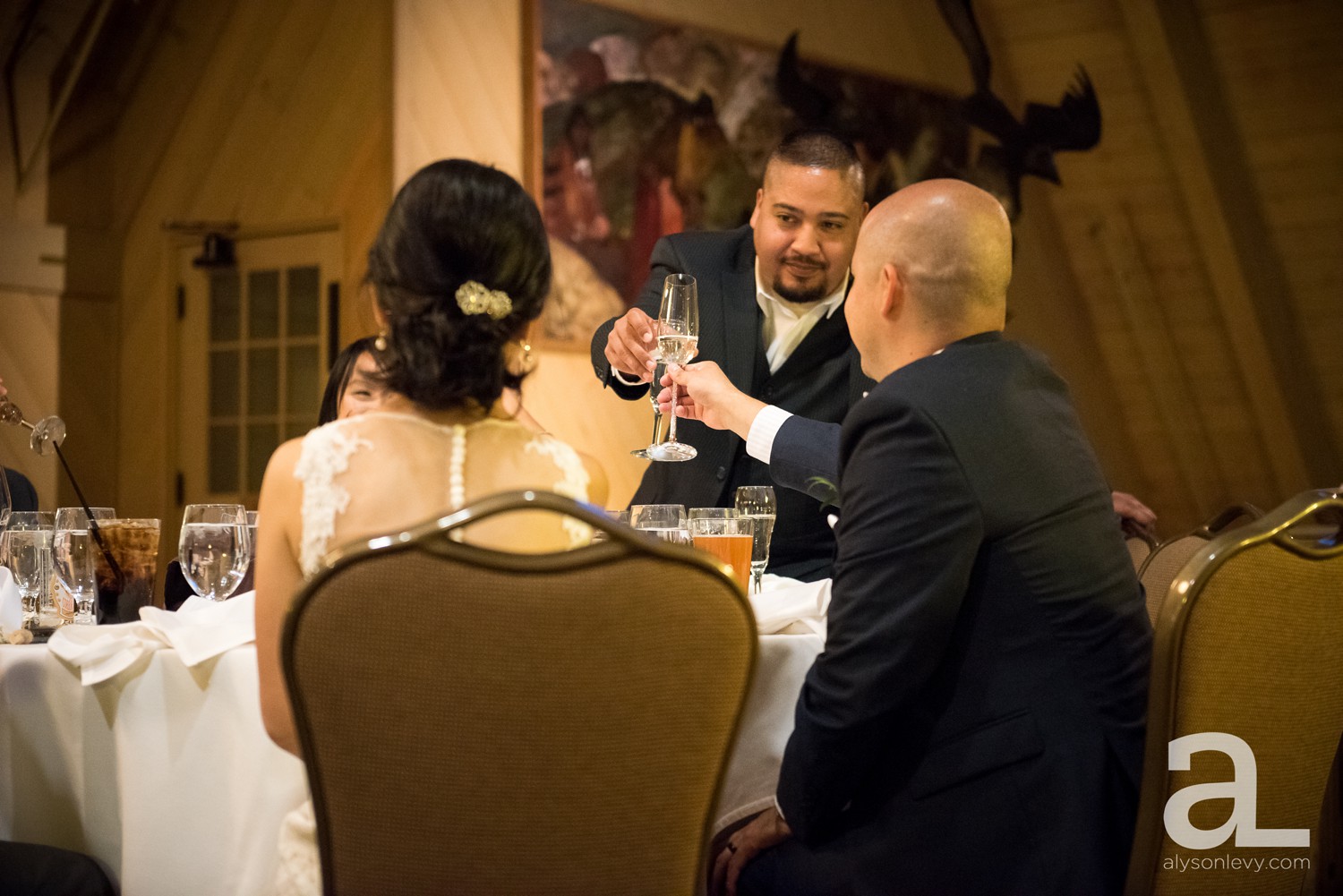 Timberline-Lodge-Wedding-Photography_0053.jpg