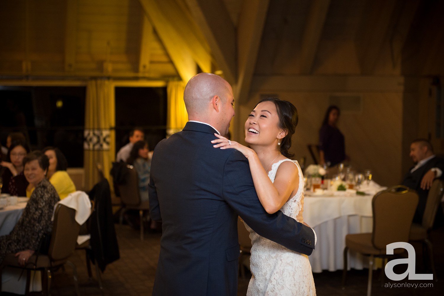 Timberline-Lodge-Wedding-Photography_0055.jpg