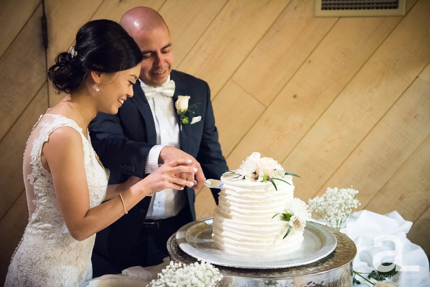 Timberline-Lodge-Wedding-Photography_0054.jpg