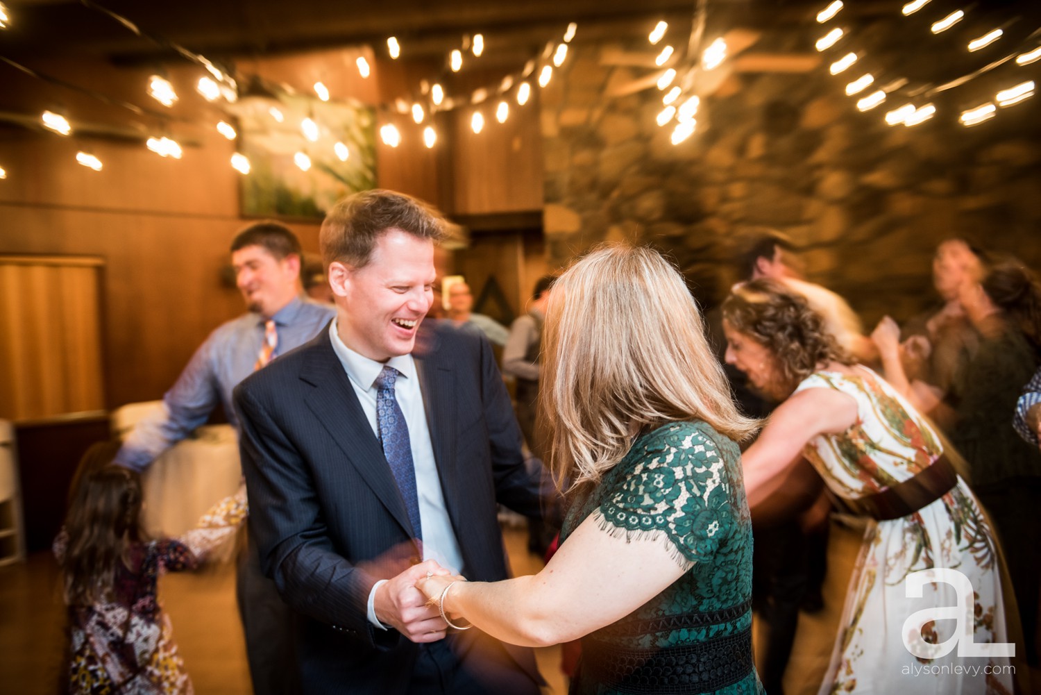 Crag-Rat-Hut-Wedding-Photography_0095.jpg