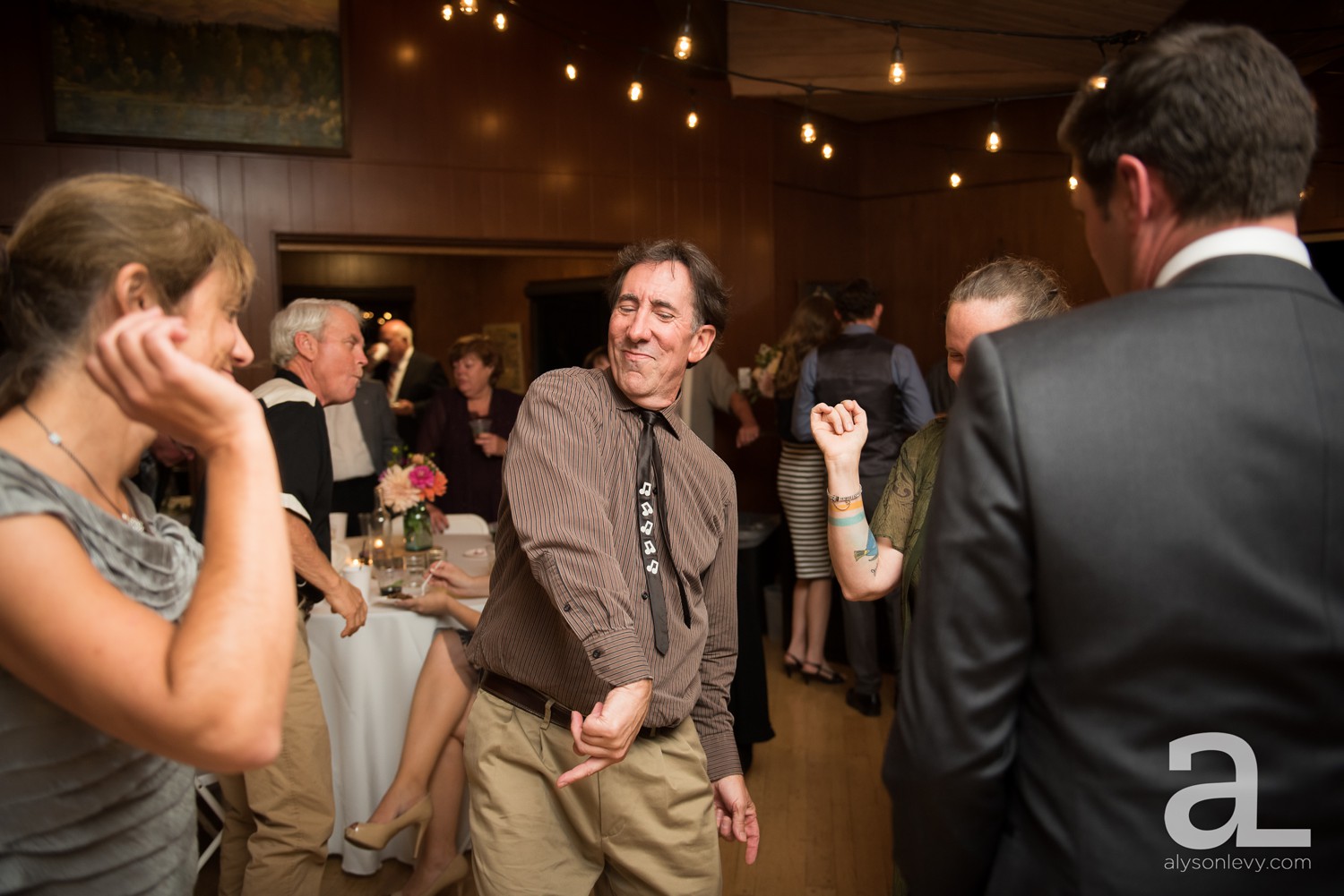 Crag-Rat-Hut-Wedding-Photography_0094.jpg