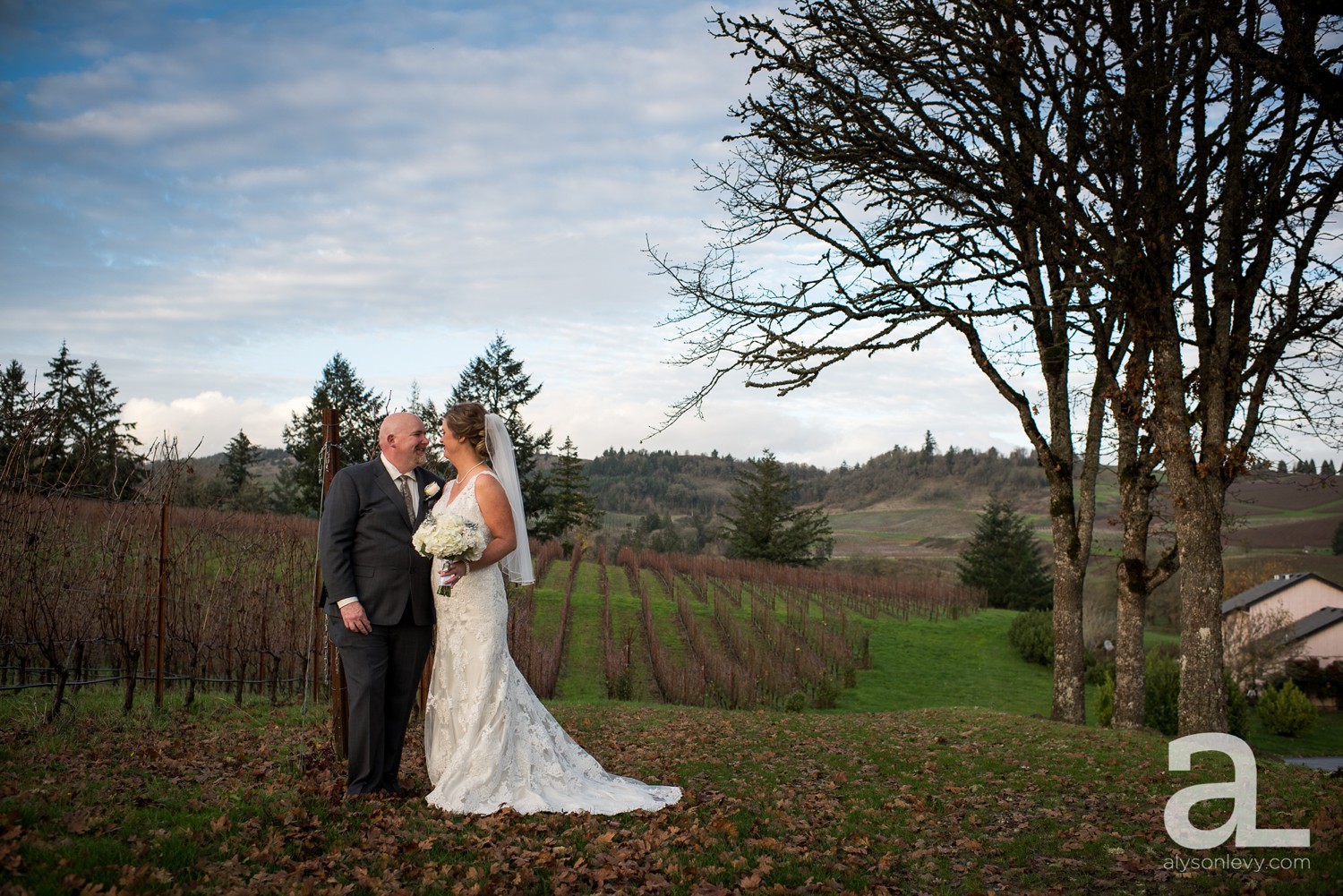 Zenith-Vineyard-Wedding-Photography-Salem_0063.jpg