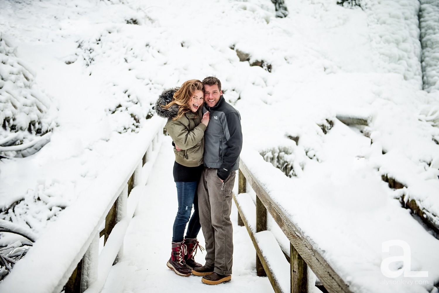 Portland-Winter-Engagement-Photography_0006.jpg