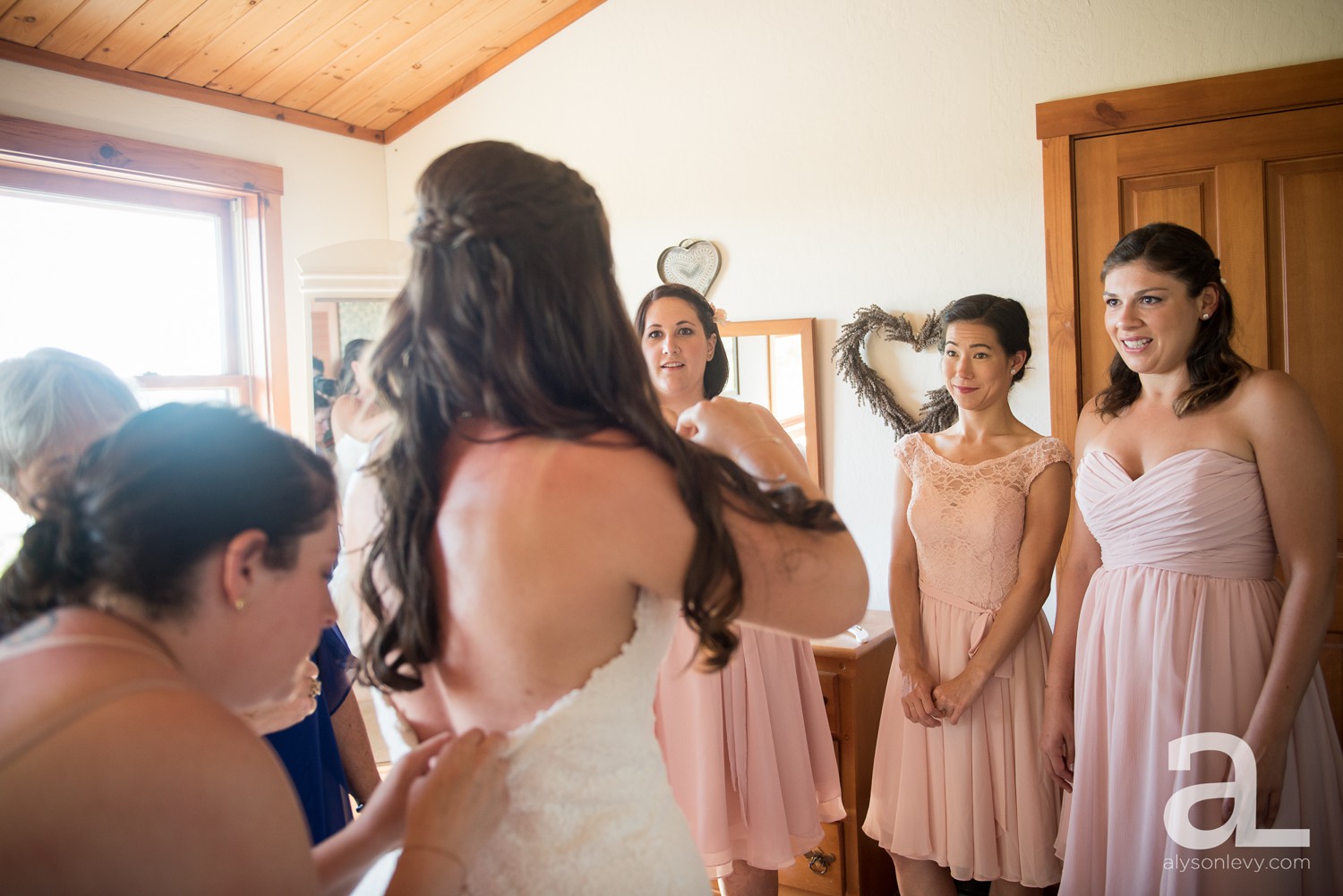 Eugene-Outdoor-Wedding-Photography-Christmas-Tree-Farm_0033.jpg