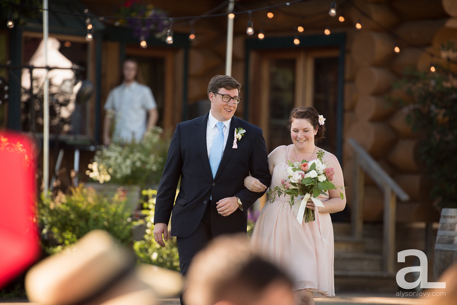 Eugene-Outdoor-Wedding-Photography-Christmas-Tree-Farm_0042.jpg