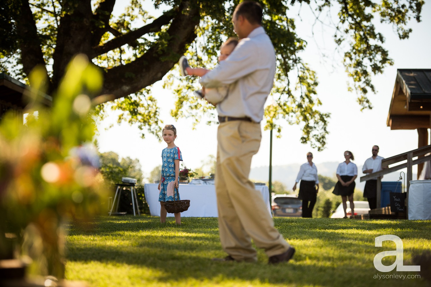 Eugene-Outdoor-Wedding-Photography-Christmas-Tree-Farm_0045.jpg